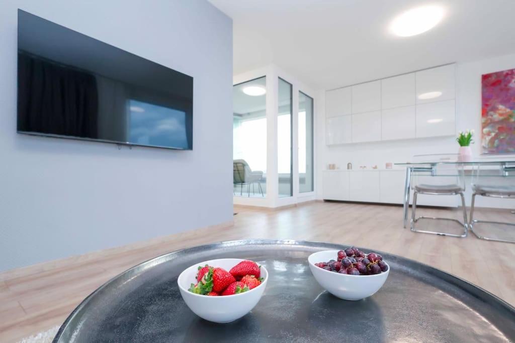 Apartmán Danubius One - Spacious W Free Parking Bratislava